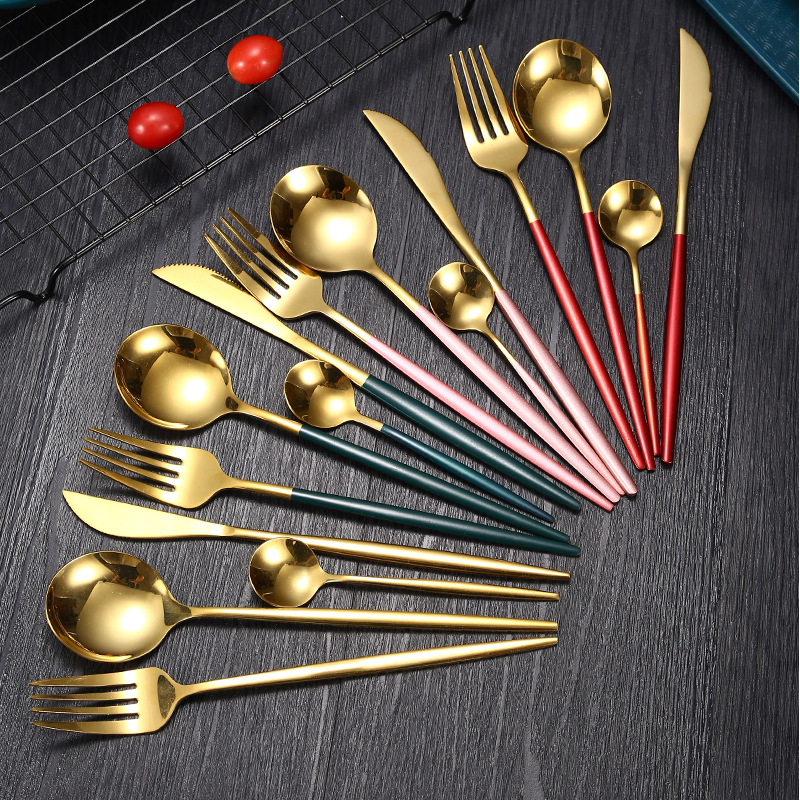 dinner cutlery set